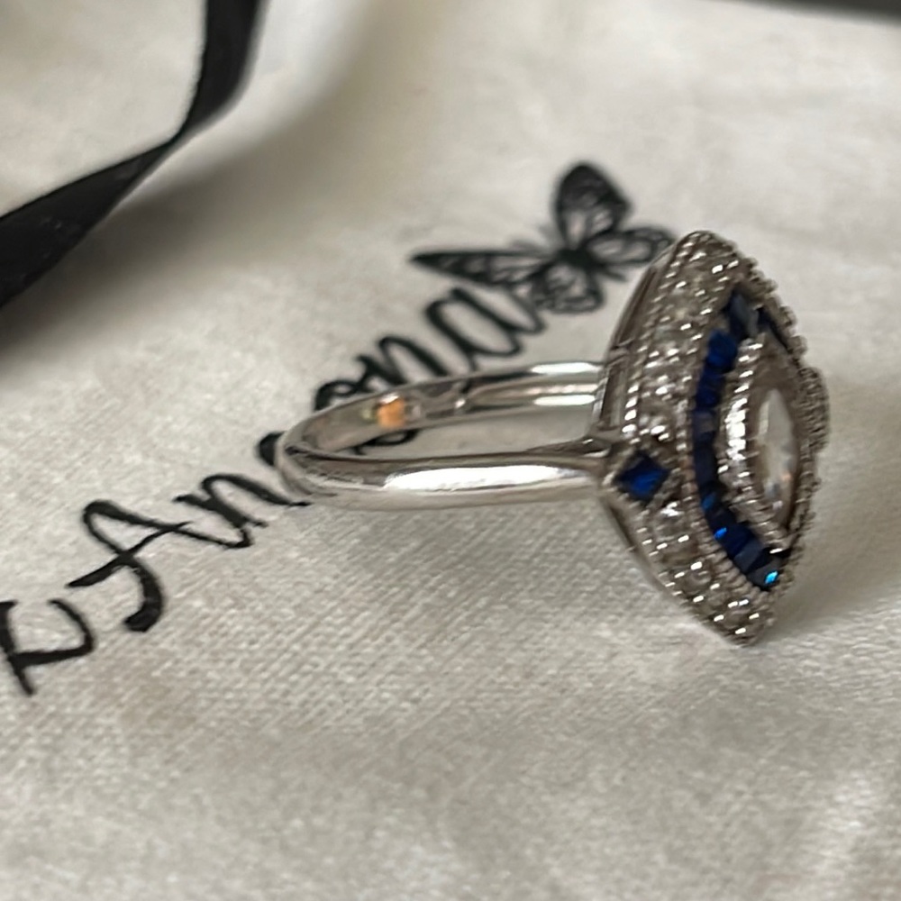 Beautiful ring silver 925 sterling size 8 teardrop blue/white cubic zirconia - Picture 8 of 14